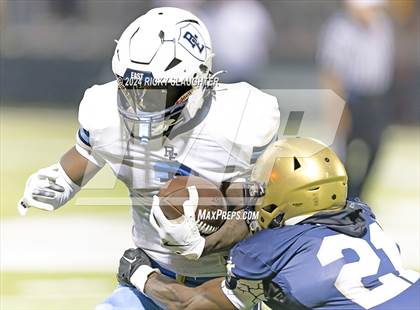 Thumbnail 2 in Belleville East @ Althoff Catholic photogallery.