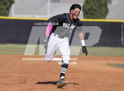 Thumbnail 3 in Scripps Ranch vs. Westview (CIF SDS D1 Play-In) photogallery.