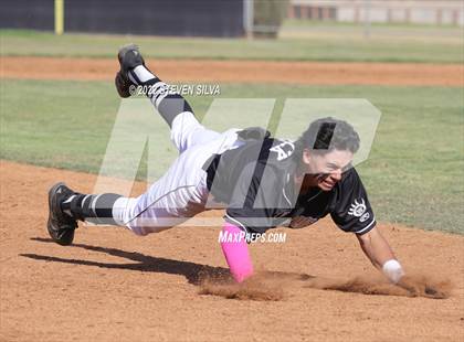 Thumbnail 2 in Scripps Ranch vs. Westview (CIF SDS D1 Play-In) photogallery.