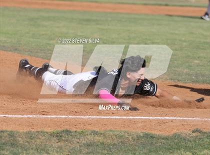 Thumbnail 1 in Scripps Ranch vs. Westview (CIF SDS D1 Play-In) photogallery.