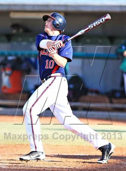 Thumbnail 3 in The Woodlands vs. Milton (National High School Invitational) photogallery.