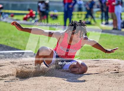 Thumbnail 1 in UIL 6A Track & Field Area 21&22 (Triple Jump) photogallery.