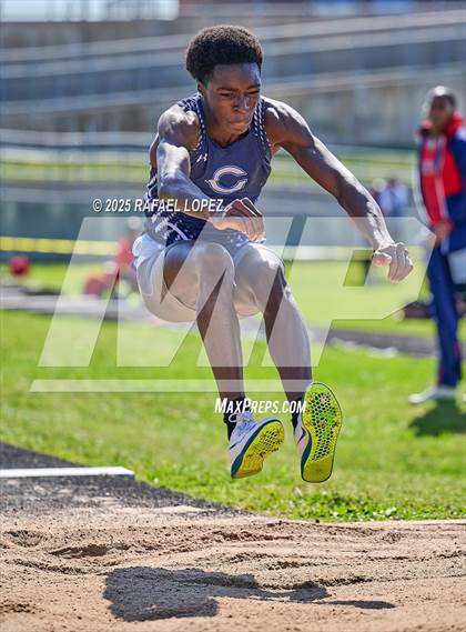 Thumbnail 3 in UIL 6A Track & Field Area 21&22 (Triple Jump) photogallery.