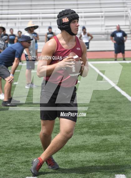 Thumbnail 3 in Saugus vs. El Modena (Huntington Beach Tournament) photogallery.