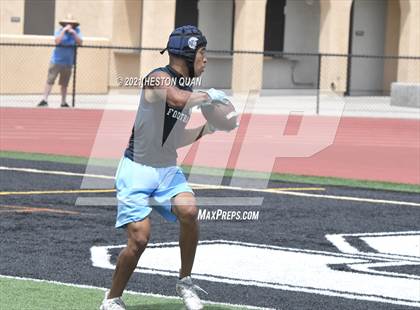 Thumbnail 1 in Saugus vs. El Modena (Huntington Beach Tournament) photogallery.