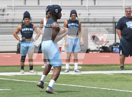 Thumbnail 1 in Saugus vs. El Modena (Huntington Beach Tournament) photogallery.