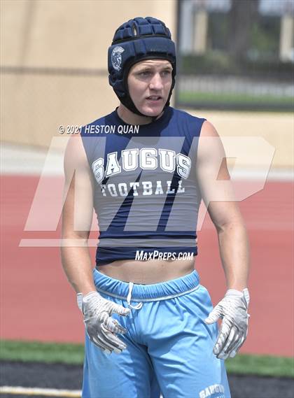 Thumbnail 3 in Saugus vs. El Modena (Huntington Beach Tournament) photogallery.