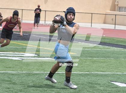 Thumbnail 3 in Saugus vs. El Modena (Huntington Beach Tournament) photogallery.