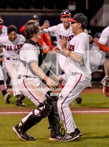 Thumbnail 3 in Torrance vs. Etiwanda (CIF SS DIV 2 Championship Final) photogallery.