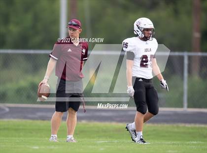 Thumbnail 2 in Iola vs Normangee photogallery.