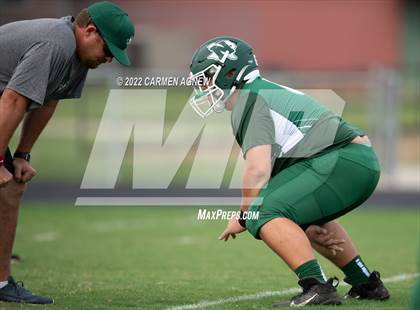 Thumbnail 3 in Iola vs Normangee photogallery.