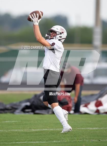 Thumbnail 3 in Iola vs Normangee photogallery.