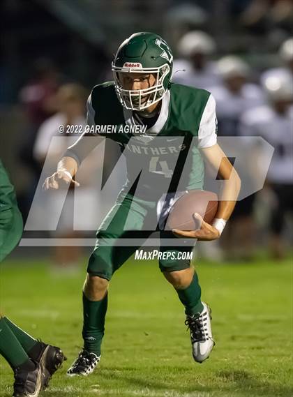 Thumbnail 2 in Iola vs Normangee photogallery.