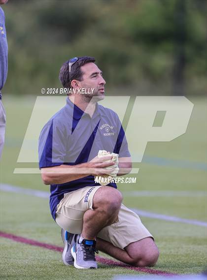 Thumbnail 2 in Wellesley @ Needham photogallery.