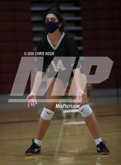 Thumbnail 3 in Salpointe Catholic vs. Mesquite photogallery.