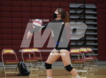 Thumbnail 3 in Salpointe Catholic vs. Mesquite photogallery.