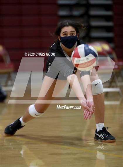 Thumbnail 3 in Salpointe Catholic vs. Mesquite photogallery.
