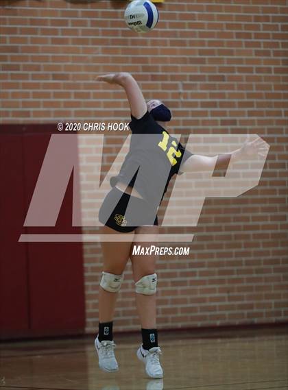 Thumbnail 1 in Salpointe Catholic vs. Mesquite photogallery.