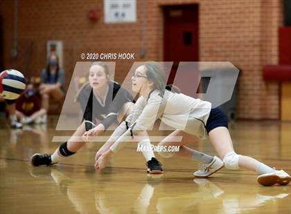 Thumbnail 3 in Salpointe Catholic vs. Mesquite photogallery.