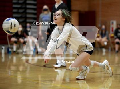 Thumbnail 2 in Salpointe Catholic vs. Mesquite photogallery.