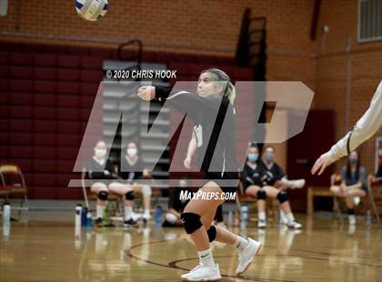 Thumbnail 3 in Salpointe Catholic vs. Mesquite photogallery.