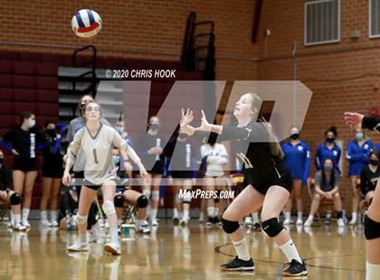 Thumbnail 2 in Salpointe Catholic vs. Mesquite photogallery.