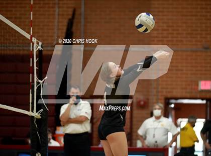 Thumbnail 3 in Salpointe Catholic vs. Mesquite photogallery.