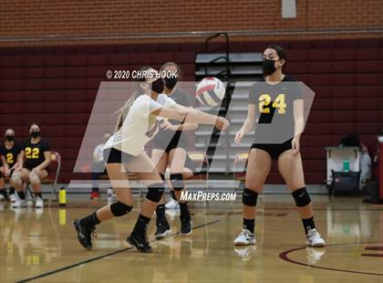 Thumbnail 1 in Salpointe Catholic vs. Mesquite photogallery.