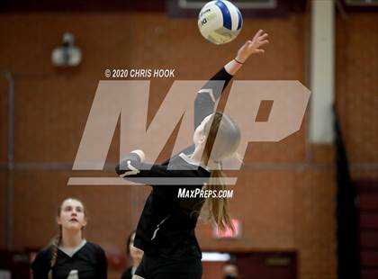 Thumbnail 3 in Salpointe Catholic vs. Mesquite photogallery.