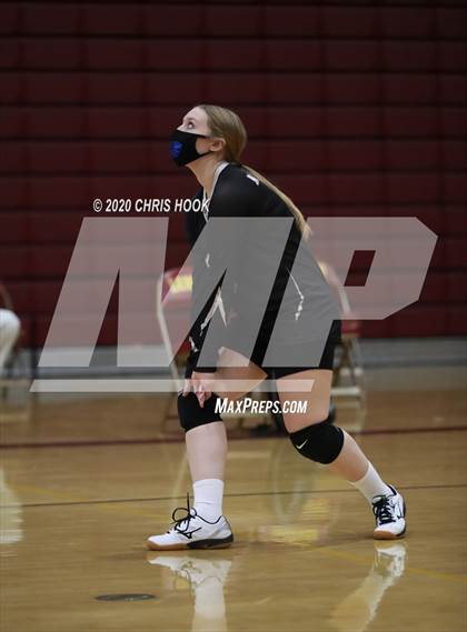Thumbnail 1 in Salpointe Catholic vs. Mesquite photogallery.