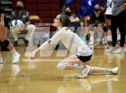 Thumbnail 1 in Salpointe Catholic vs. Mesquite photogallery.