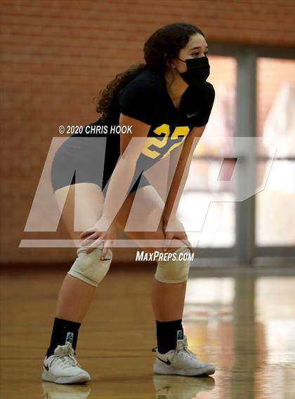 Thumbnail 1 in Salpointe Catholic vs. Mesquite photogallery.