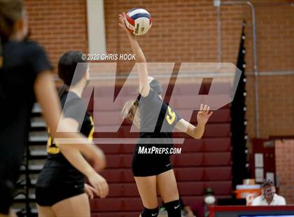 Thumbnail 3 in Salpointe Catholic vs. Mesquite photogallery.