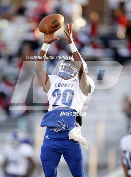 Thumbnail 2 in Tuscaloosa County @ Thompson photogallery.