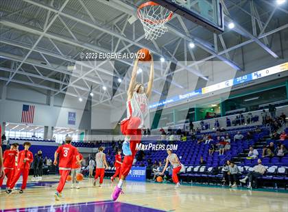 Thumbnail 1 in Mater Dei vs. Riviera Prep (City of Palms Classic) photogallery.