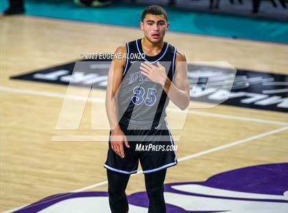 Thumbnail 3 in Mater Dei vs. Riviera Prep (City of Palms Classic) photogallery.