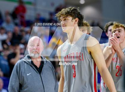 Thumbnail 2 in Mater Dei vs. Riviera Prep (City of Palms Classic) photogallery.