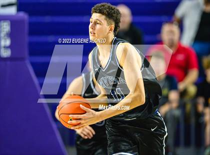 Thumbnail 3 in Mater Dei vs. Riviera Prep (City of Palms Classic) photogallery.