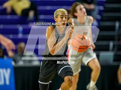 Thumbnail 3 in Mater Dei vs. Riviera Prep (City of Palms Classic) photogallery.