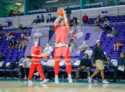 Thumbnail 2 in Mater Dei vs. Riviera Prep (City of Palms Classic) photogallery.