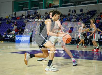 Thumbnail 1 in Mater Dei vs. Riviera Prep (City of Palms Classic) photogallery.
