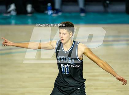 Thumbnail 3 in Mater Dei vs. Riviera Prep (City of Palms Classic) photogallery.