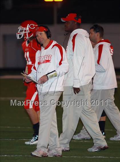 Thumbnail 2 in Carthage vs. Argyle (3A Division 2 Region 2 Quarterfinal) photogallery.