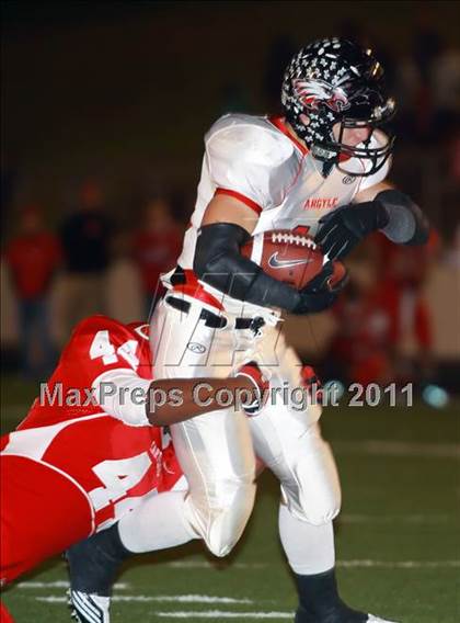 Thumbnail 2 in Carthage vs. Argyle (3A Division 2 Region 2 Quarterfinal) photogallery.