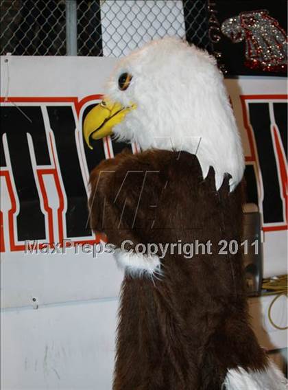 Thumbnail 2 in Carthage vs. Argyle (3A Division 2 Region 2 Quarterfinal) photogallery.
