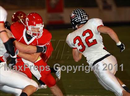 Thumbnail 2 in Carthage vs. Argyle (3A Division 2 Region 2 Quarterfinal) photogallery.