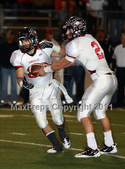 Thumbnail 1 in Carthage vs. Argyle (3A Division 2 Region 2 Quarterfinal) photogallery.