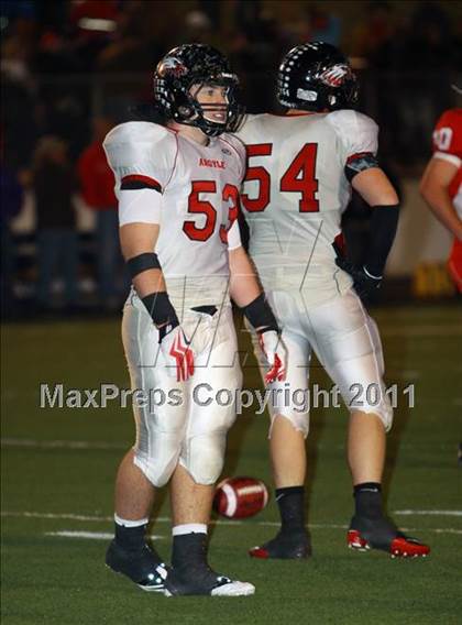 Thumbnail 1 in Carthage vs. Argyle (3A Division 2 Region 2 Quarterfinal) photogallery.