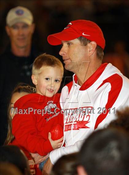 Thumbnail 2 in Carthage vs. Argyle (3A Division 2 Region 2 Quarterfinal) photogallery.