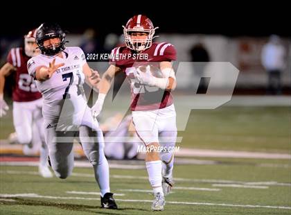 Thumbnail 2 in St. Thomas More @ E.D. White (LHSAA Division II Semifinal Playoff) photogallery.